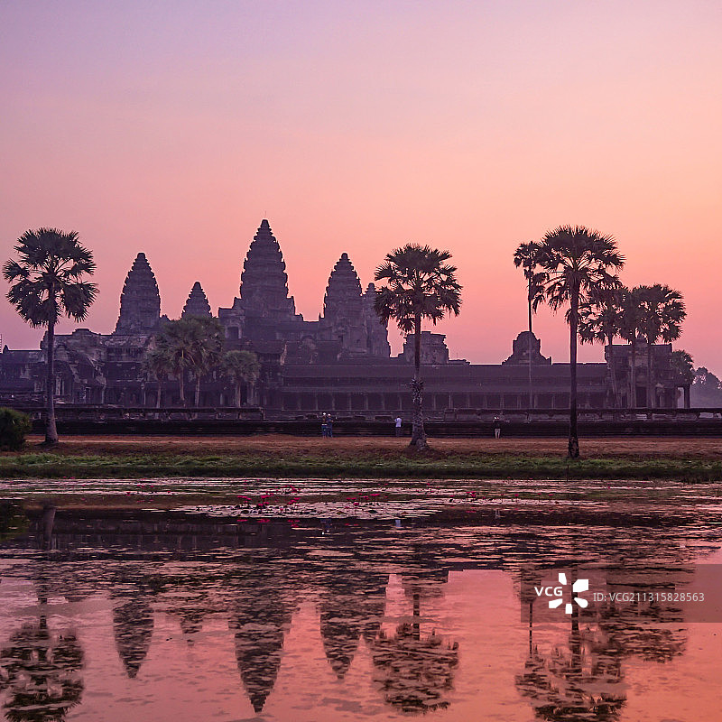 柬埔寨吴哥窟日出图片素材