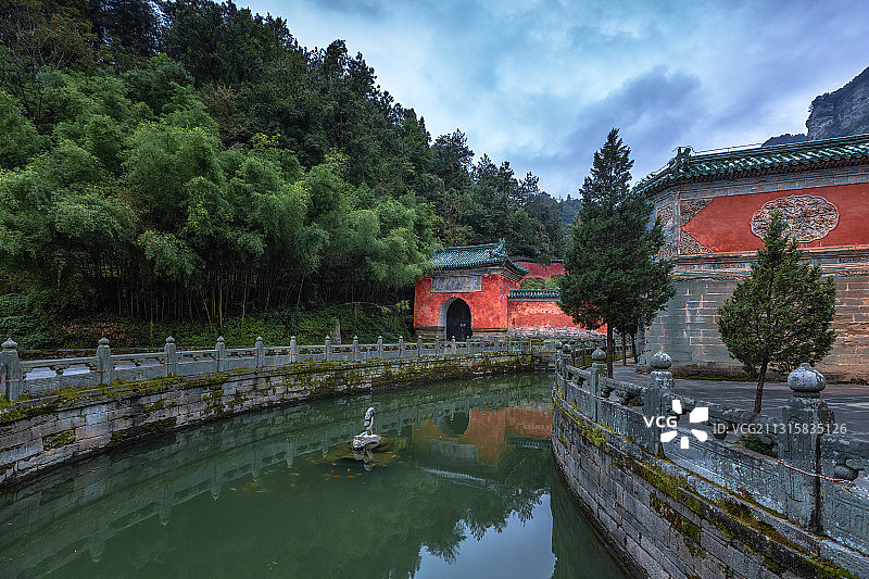 傍晚的紫霄宫2+武当山（湖北十堰）图片素材