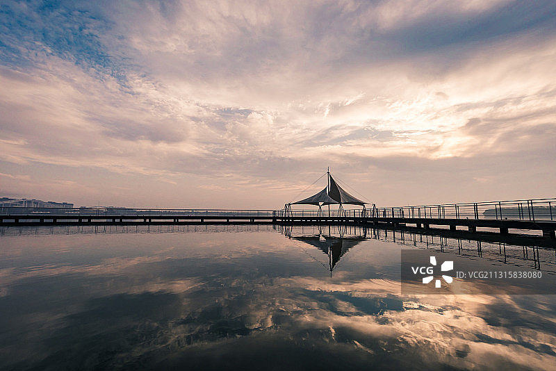龙游湖日出图片素材