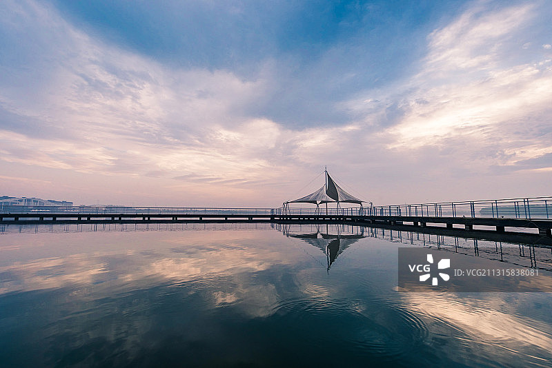 龙游湖日出图片素材