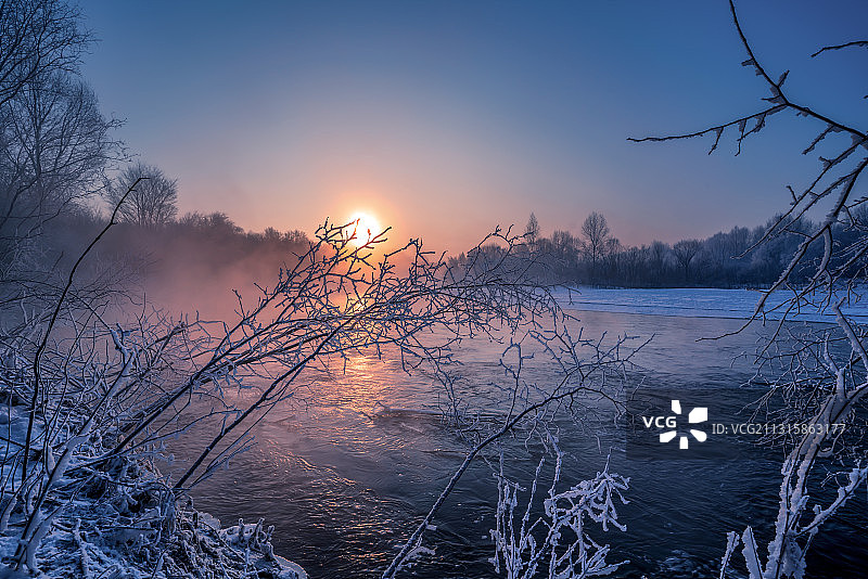 日出山口湖图片素材