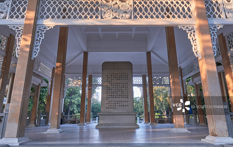 中国广州烈士陵园中朝人民血谊亭图片素材