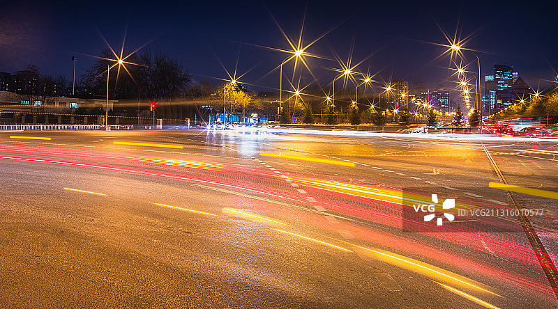 北京市东三环三元桥道路交通夜景车流光绘汽车广告背景图图片素材