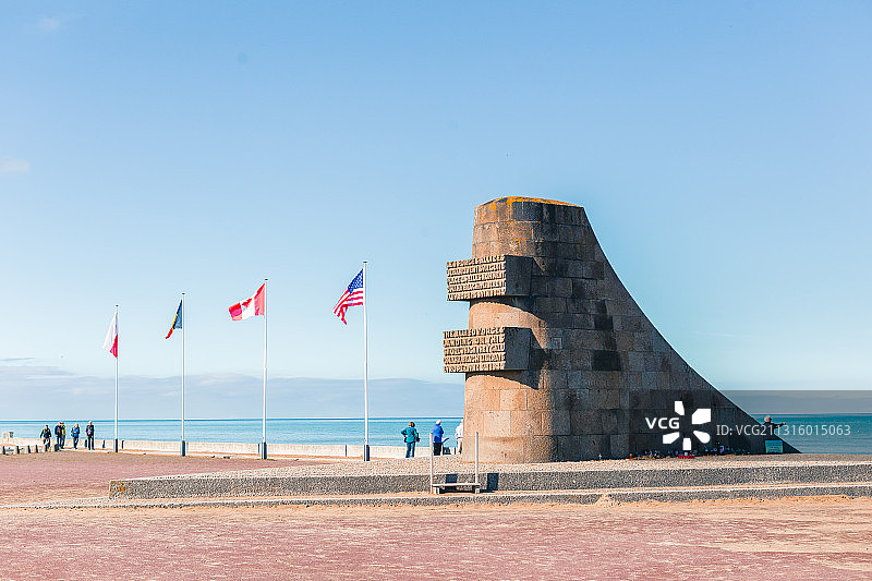 法国，奥马哈海滩，蓝天图片素材