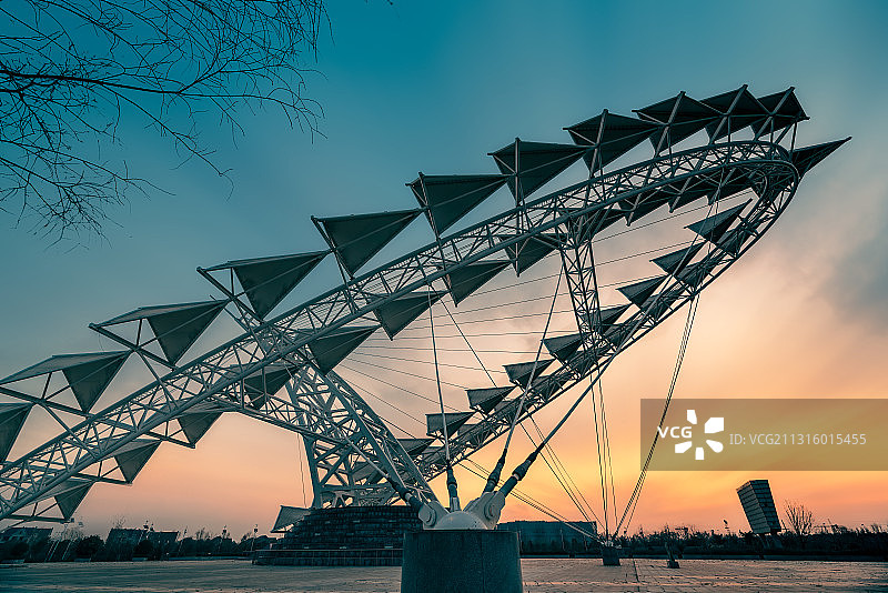 剑指苍穹图片素材