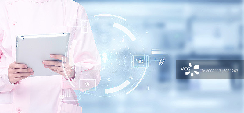 亚洲医生与医疗技术智能网络概念图图片素材
