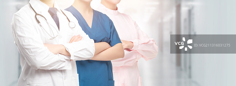 亚洲医生与医疗技术智能网络概念图图片素材