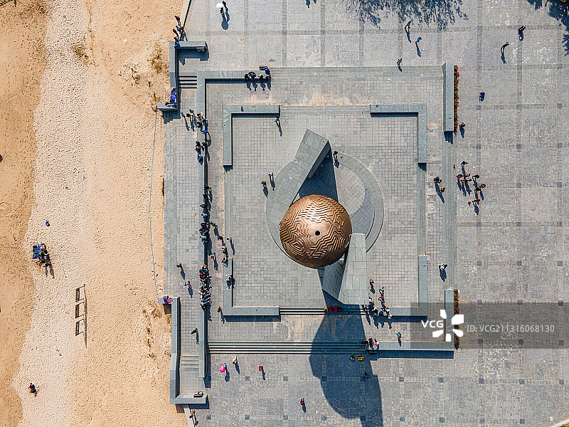 中国广东省汕头市南澳岛北回归线标志塔图片素材