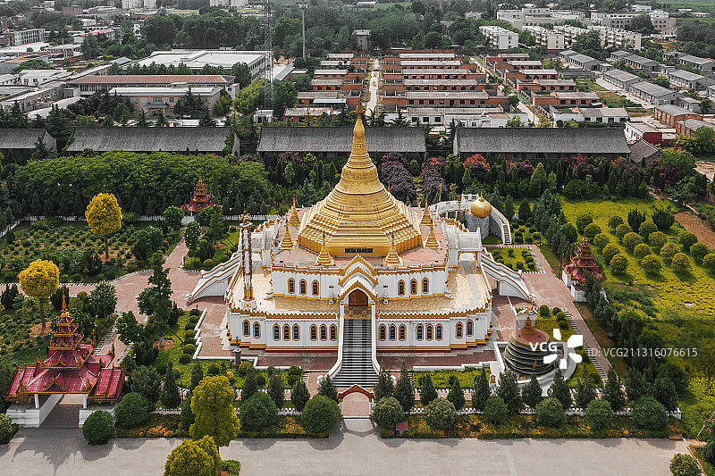 河南洛阳白马寺内的缅甸佛殿航拍图片素材