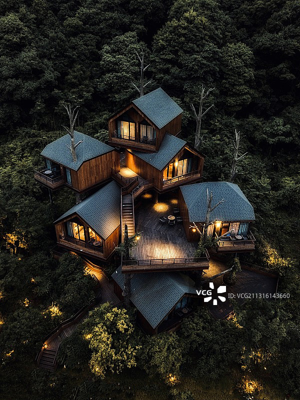 森林树屋图片素材