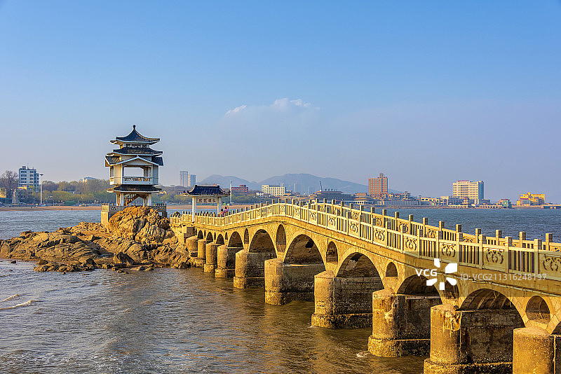 中国辽宁葫芦岛兴城海滨三礁揽胜图片素材