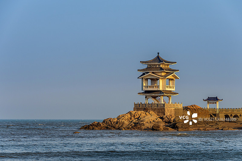 中国辽宁葫芦岛兴城海滨三礁揽胜图片素材
