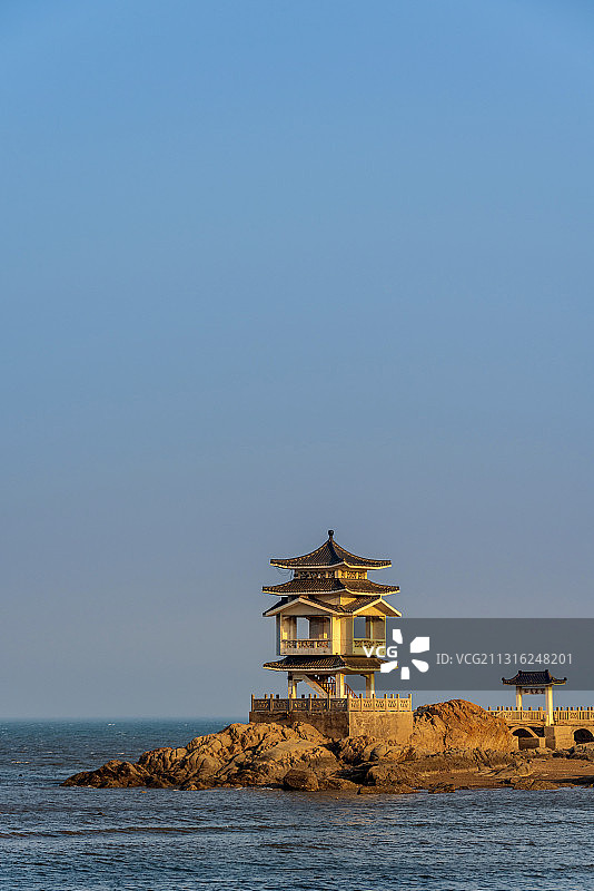 中国辽宁葫芦岛兴城海滨三礁揽胜图片素材