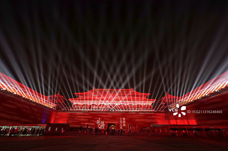 故宫夜景紫禁城午门灯光秀（故宫上元节灯光秀）图片素材