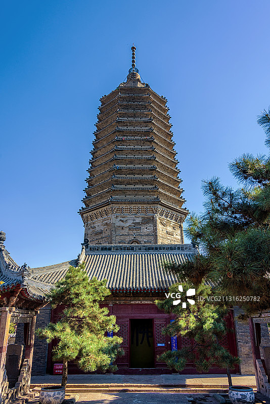 中国辽宁锦州古塔图片素材