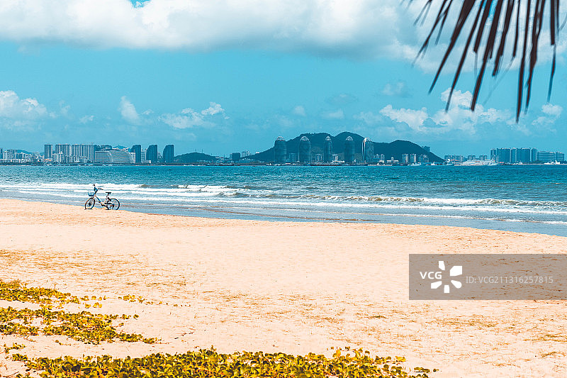 三亚椰梦长廊的海滩图片素材