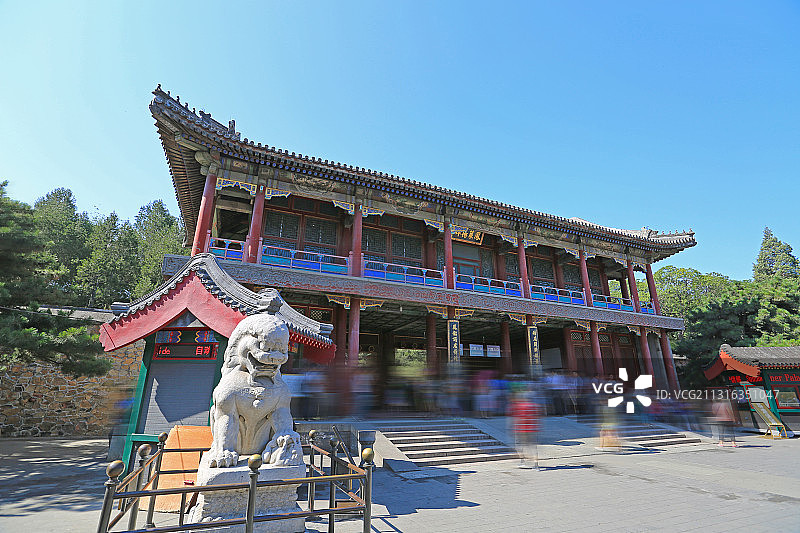北京皇家园林颐和园北宫门图片素材