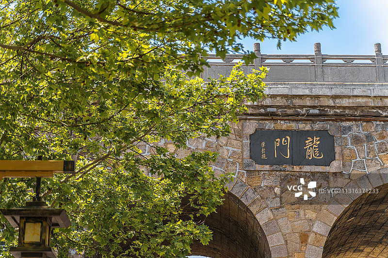 河南洛阳龙门石窟龙门桥图片素材