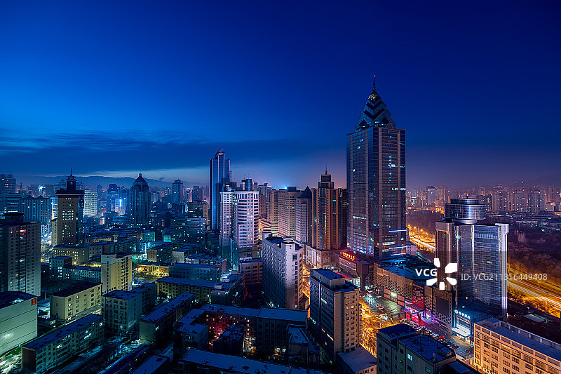 日出之前乌鲁木齐夜景图片素材