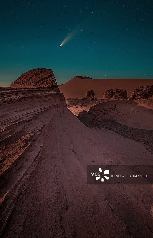 迟到的2020慧星图片素材