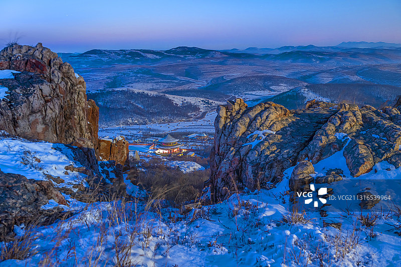 辽宁大连-瓦房店东屏山-朝阳寺图片素材
