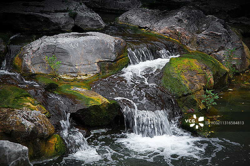 江苏省杨州市双峰云栈风光图片素材