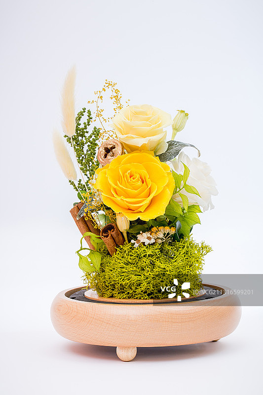 永生花 韩国 干花 玫瑰 ins 手捧花 胸花 婚礼 嘉宾图片素材