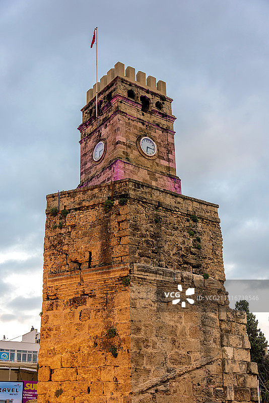 土耳其安塔利亚钟塔图片素材