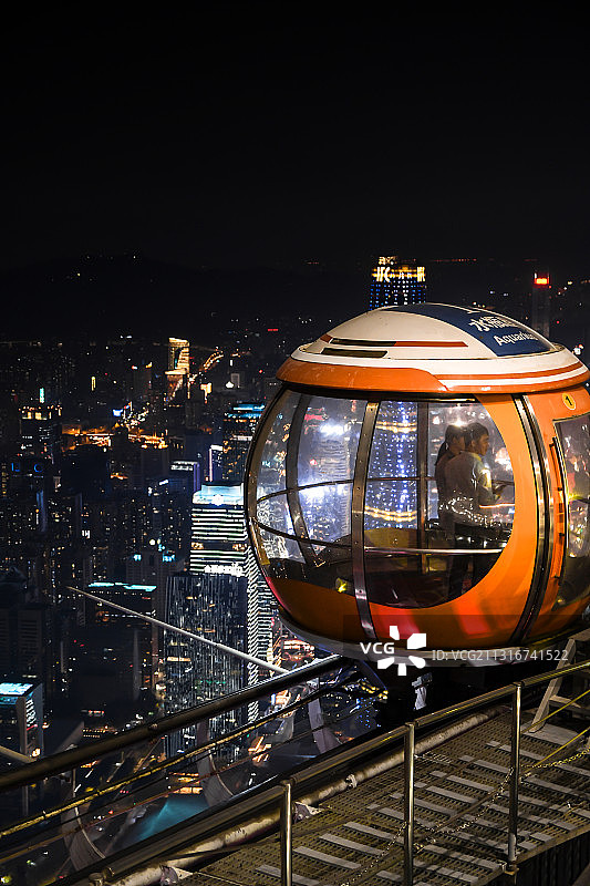 Canton Tower 450~454m高处的摩天轮里图片素材