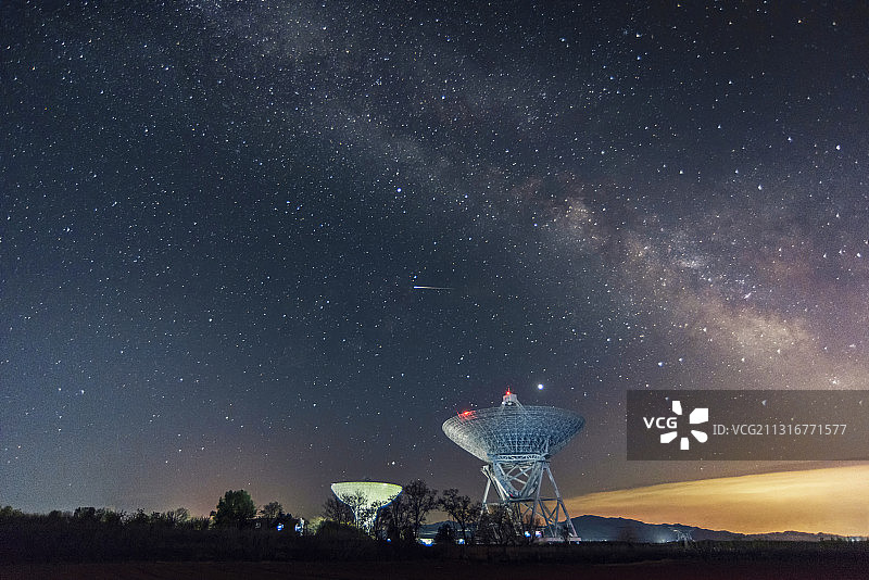 远郊的星空图片素材