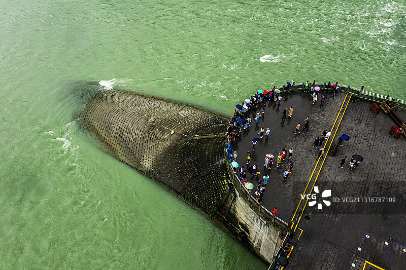 都江堰鱼嘴图片素材