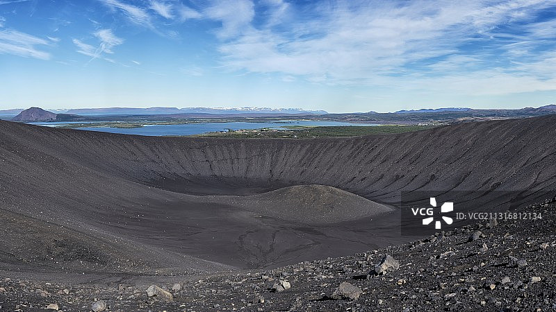 冰岛Hverfjall火山地貌的壮丽景色图片素材