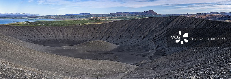 冰岛Hverfjall火山地貌的壮丽景色图片素材