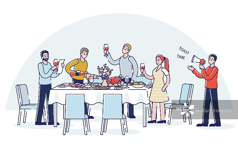 人们在节日晚餐时敬酒图片素材