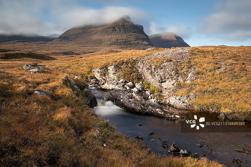 英国Unapool山间河流的风景图片素材