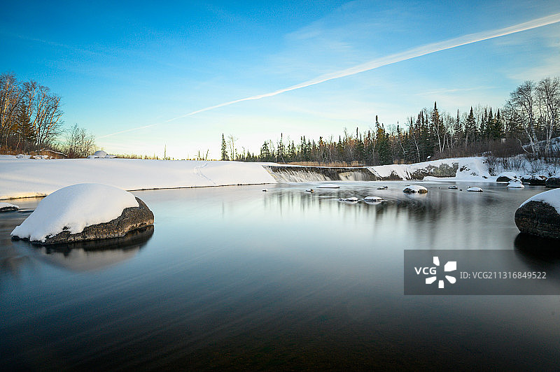 加拿大冰湖风光图片素材