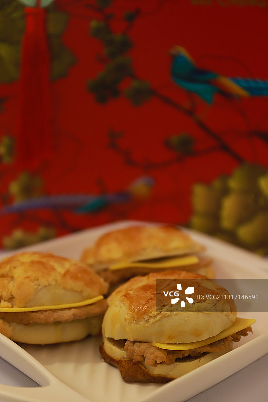 澳门特色美食～猪扒包图片素材