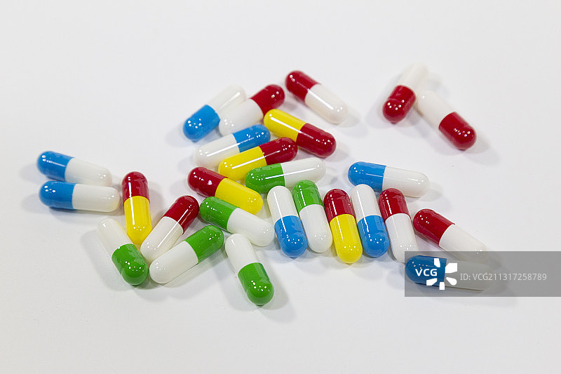 药物一堆药医疗用品图片素材