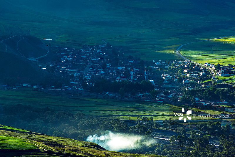 青海祁连山草原图片素材