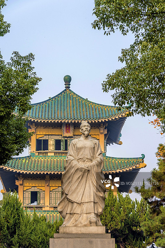 中国湖北武汉东湖听涛景区行吟阁图片素材