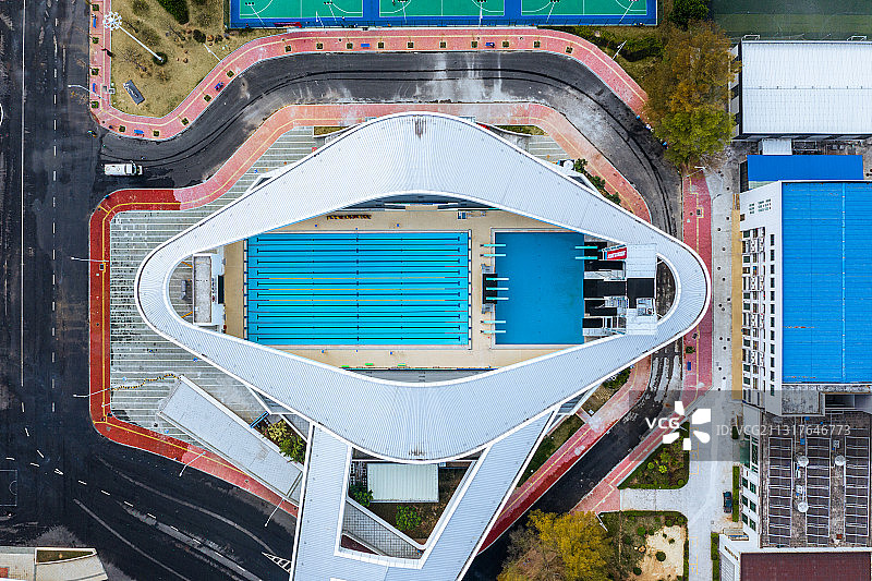 广东省肇庆市端州区体育中心 航拍体育馆 足球场 田径场 游泳图片素材