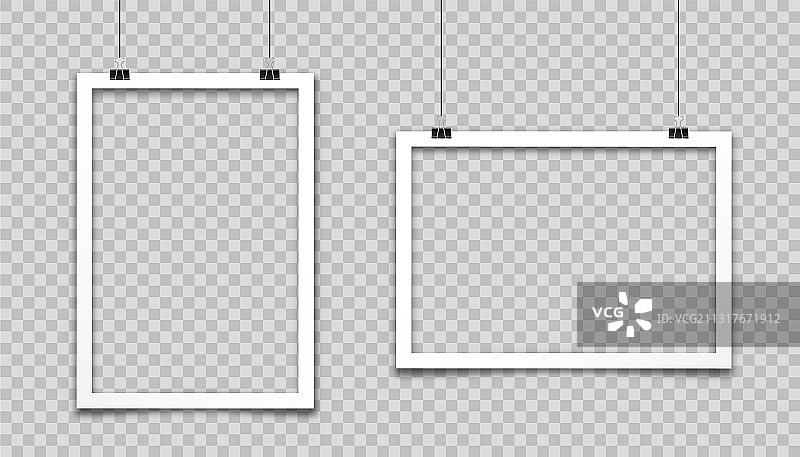 逼真悬挂的空照片卡片相框胶片套装图片素材