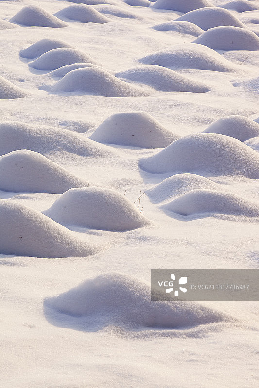 英国湖区安布尔赛德雪地上的图案图片素材