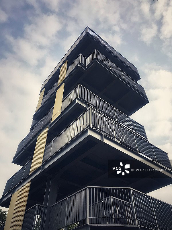 公园里的瞭望塔图片素材