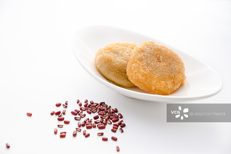 天津特色耳朵眼炸糕图片素材