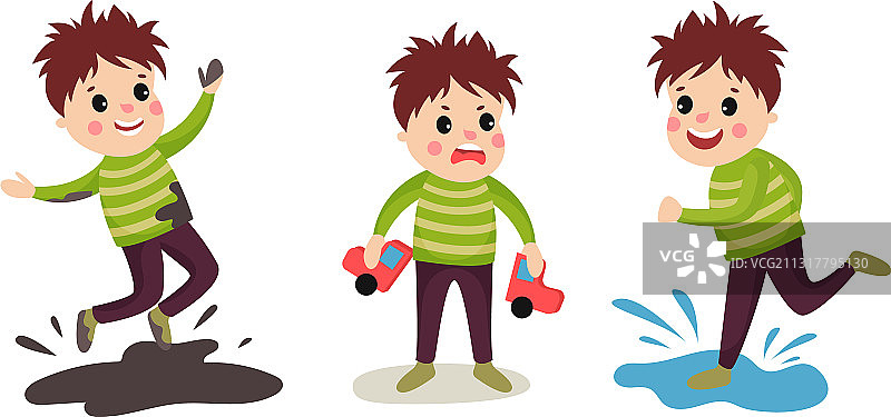 男孩在水坑里跳跃并弄坏玩具车图片素材