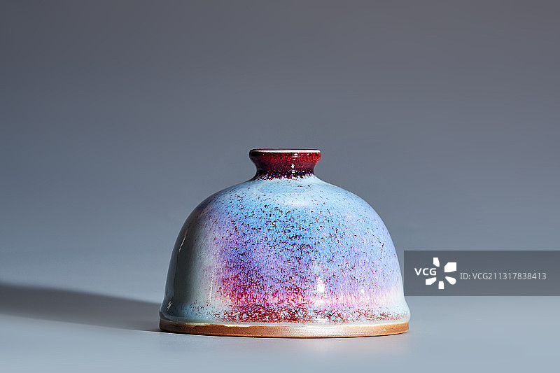 北方钧瓷高温窑变釉烧制手工制作图片素材