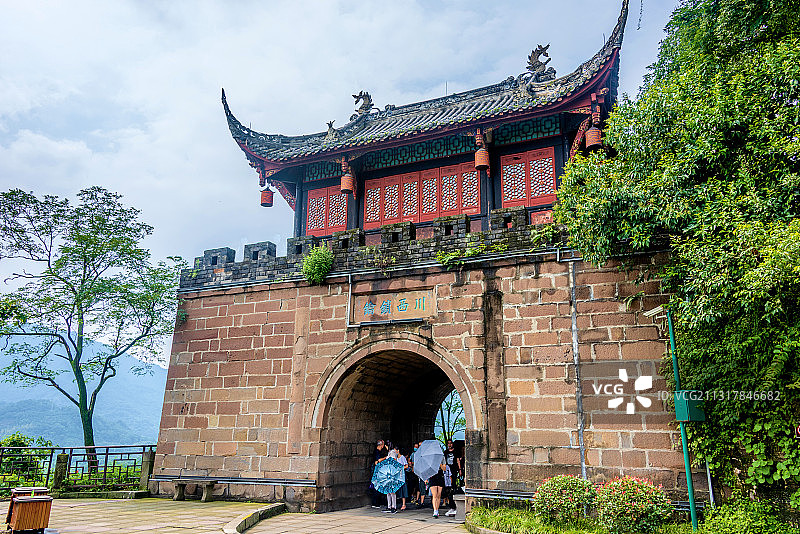 中国四川成都都江堰玉垒关图片素材