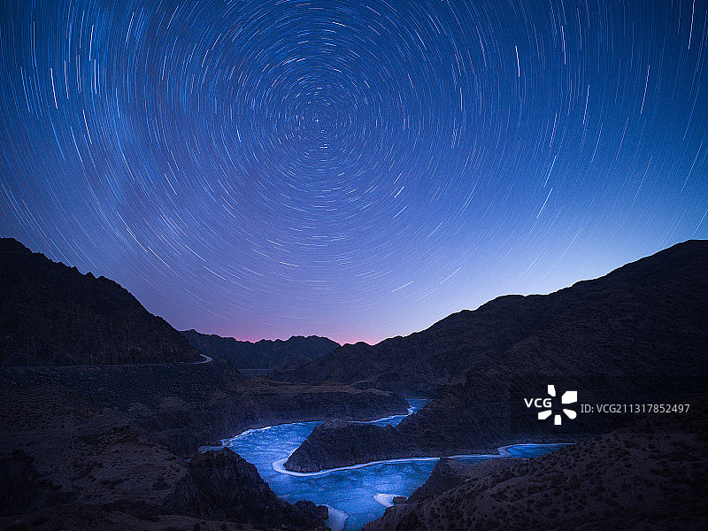 龟裂的冰面，从未见过图片素材