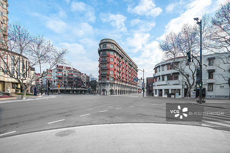 中国上海老建筑武康大楼景观图片素材